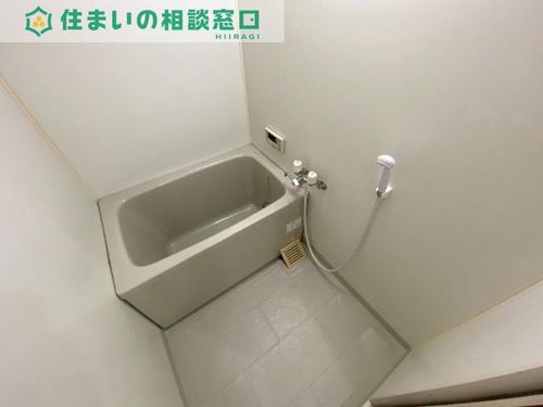 愛知県碧南市立山町1丁目(アパート)の賃貸物件の風呂