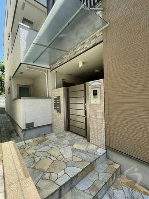 大阪府大阪市東淀川区南江口1丁目(アパート)の賃貸物件の玄関
