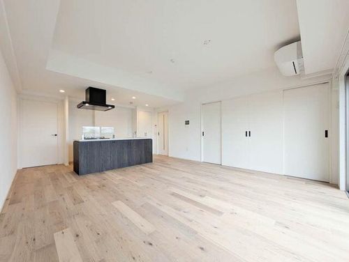 LaSante照葉オーシャンテラスA0204の居間