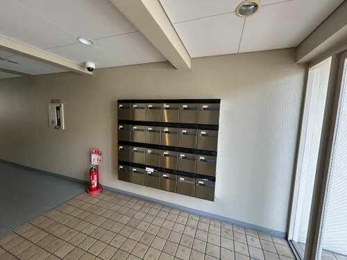 ドゥミール西山本0101の外観