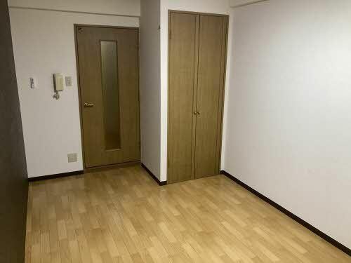 ファリオ四条0802の居間