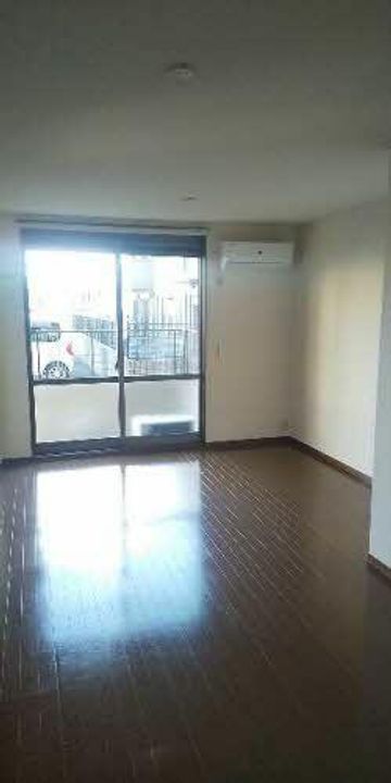 アイリス正道B102の居間