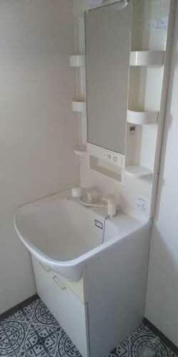 アイリス正道B102の内装