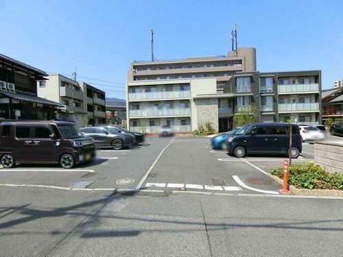 グラン リシェス 大津京0202の外観