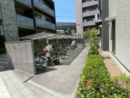 グラン リシェス 大津京0202の外観