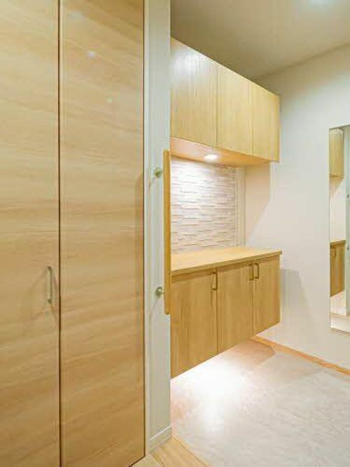 ローズ フラット0203の玄関