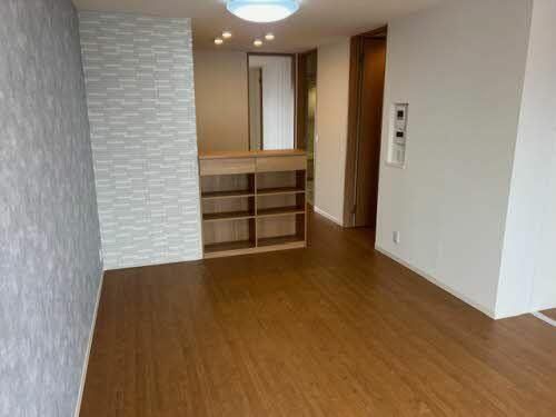 キャトル セゾン0301の居間