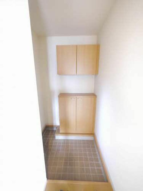 咲ら坂 E棟E0102の玄関