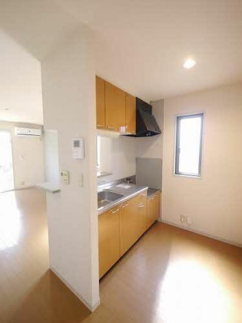 咲ら坂 E棟E0102のキッチン
