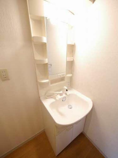 咲ら坂 E棟E0102の内装