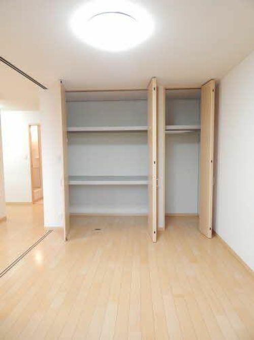 グレイス アコ-ドA0101の居間