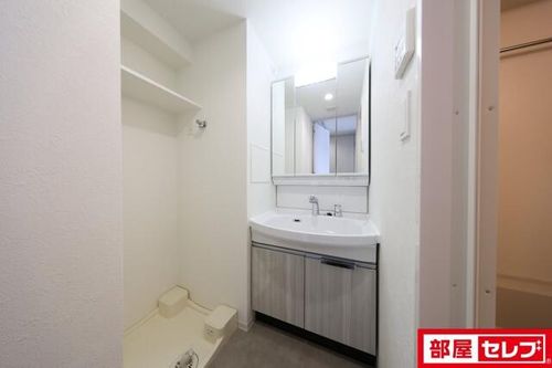 プレサンス桜山駅前アフォード1401の内装