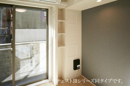 リエゾン学園前の内装