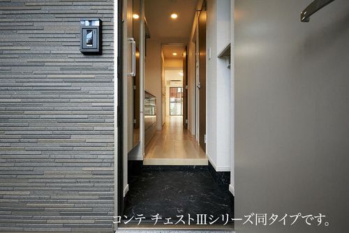 リエゾン学園前の玄関