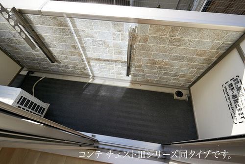 リエゾン学園前の内装