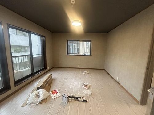 大阪府高槻市宮之川原4丁目(一戸建)の賃貸物件の居間