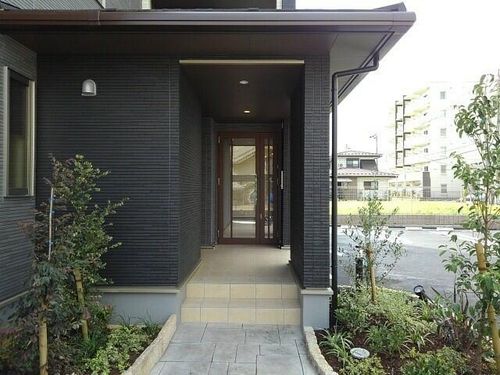 プリムローズ桂川の玄関