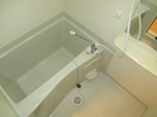 兵庫県神戸市兵庫区中道通2丁目(マンション)の賃貸物件の風呂