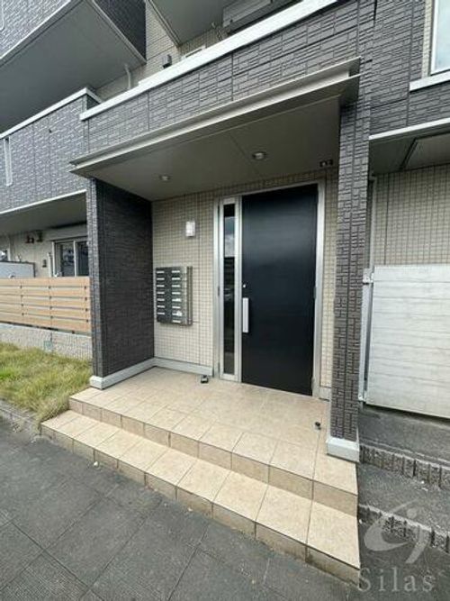 京都府京都市伏見区下鳥羽中円面田町(アパート)の賃貸物件の玄関