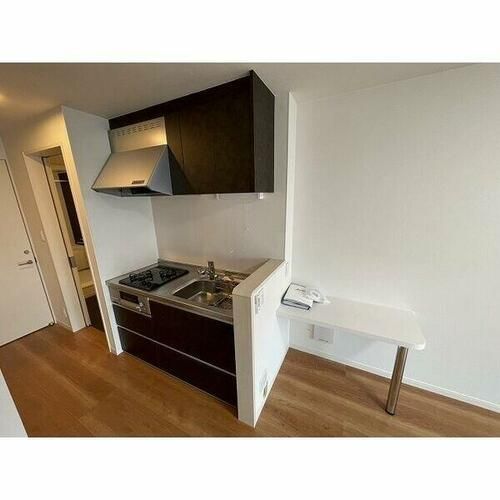 COCO覚王山305のキッチン