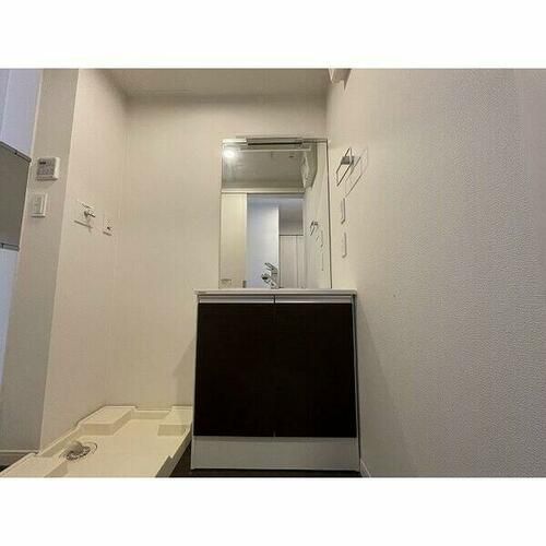 COCO覚王山305の内装