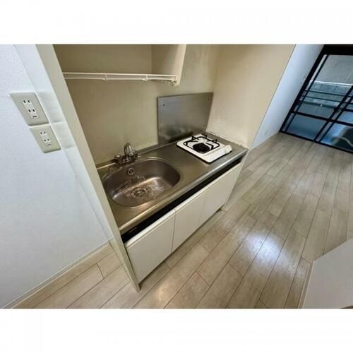 花の木ハウス102のキッチン