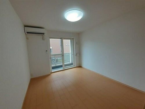 フェリーチェ堺の居間