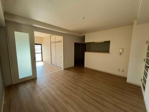 シャトーレ相原郷302の内装