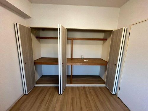 シャトーレ相原郷302の内装