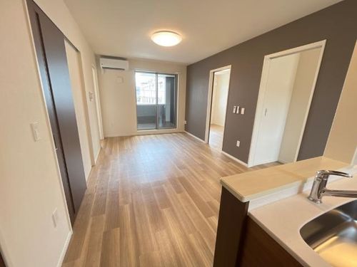 ブルースカイの居間