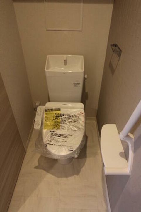 ヴィラソレーユ古曽部町B棟302の内装