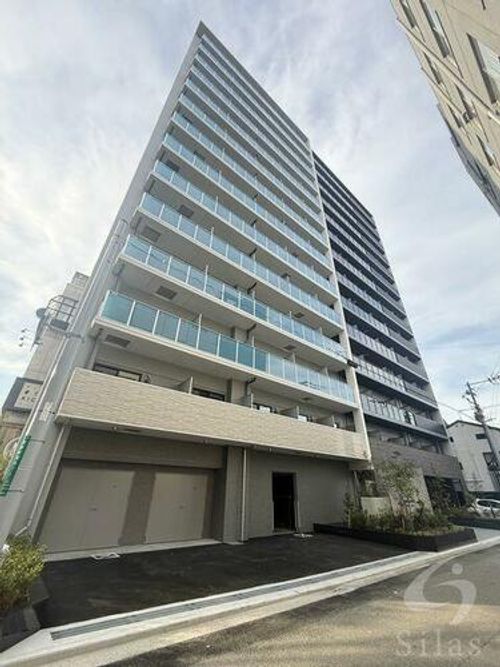 S-RESIDENCE堺altklasの外観