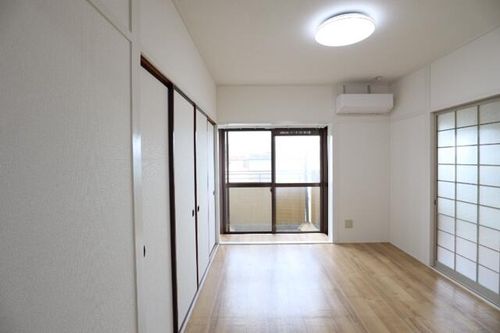 ハイツ弥生203の内装