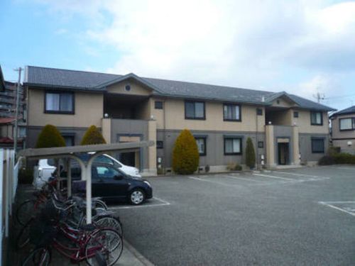 兵庫県宝塚市鹿塩1丁目(アパート)の賃貸物件の外観