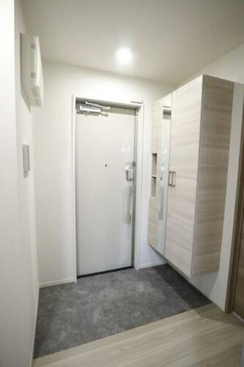 サンパティーク東町の玄関