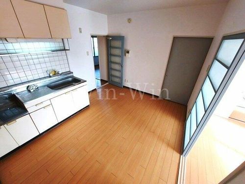 野田マンションの居間