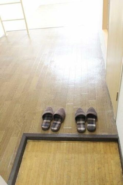 シティベール医生ヶ丘209の玄関