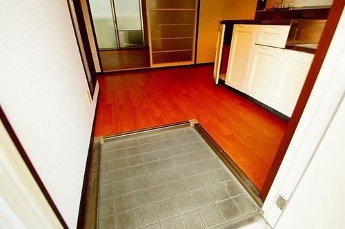 ビブレⅠ102の玄関