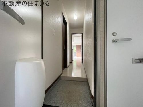 リヴエールの玄関