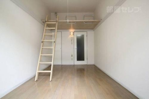 プライム八田204の内装