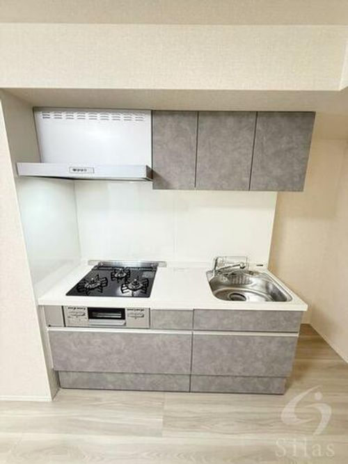 GRAMM桂北滝川 C棟のキッチン