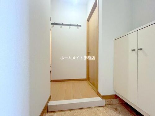 北海道札幌市手稲区西宮の沢二条3丁目(アパート)の賃貸物件の玄関