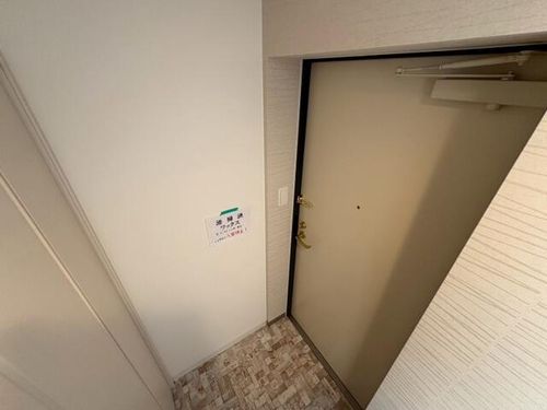 北海道札幌市中央区大通東7丁目(マンション)の賃貸物件の玄関
