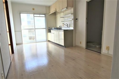 メゾン北鈴の居間