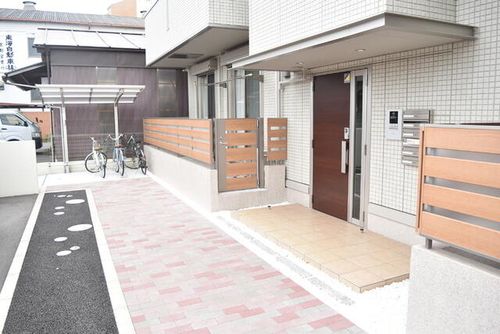 ラ・グラッツィアの玄関