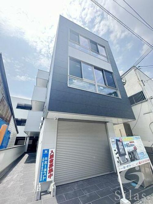 アベニュー瓢箪山の外観