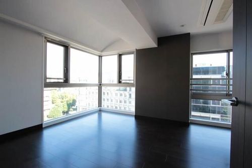 AREX丸の内704の内装