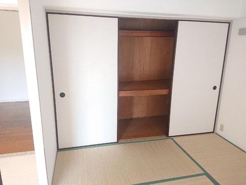 エバーグリーン住之江502の内装