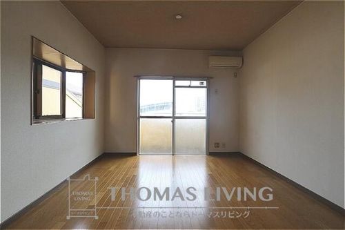 リヴイン88203の居間