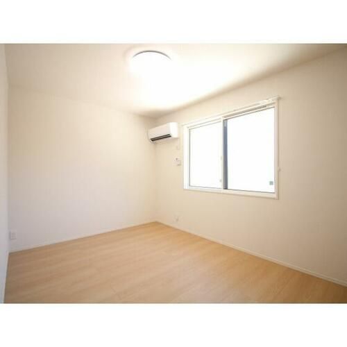 D-ROOM KAWAZOE103の内装